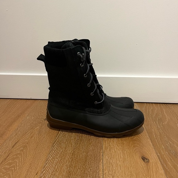 Women's Black and Brown snow Boots by Sperry since 1935 new never worn - Picture 2 of 10